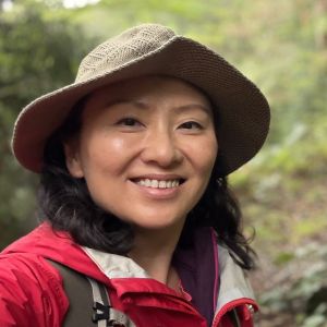 Trainers Amanda - Association of Nature & Forest Therapy